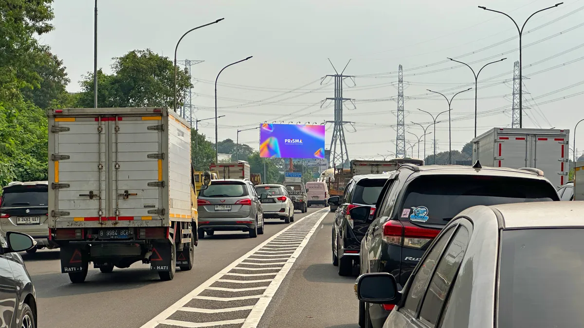 Jakarta–Merak Toll Road KM 8+015A, West Jakarta