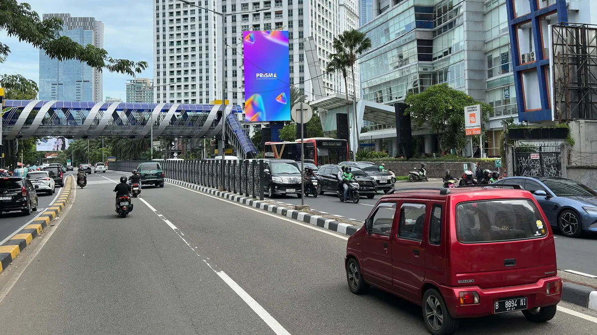 Citywalk Sudirman (Sudirman - Tanah Abang)