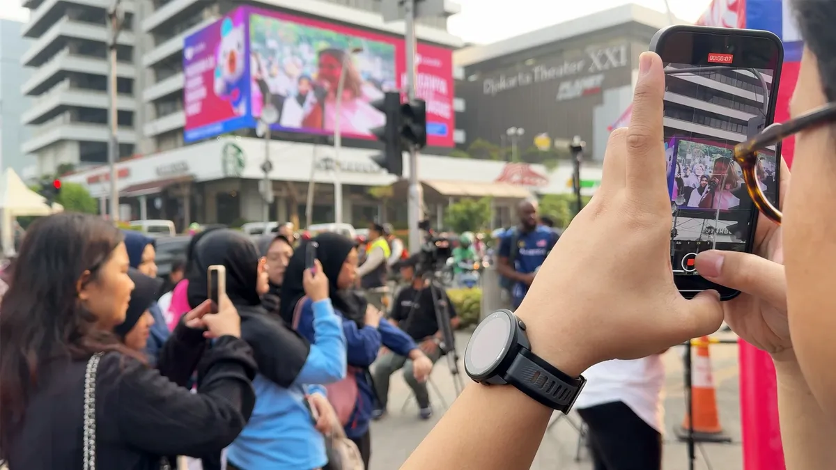 LAZADA - Integrated OOH Activation execution detail 2