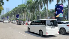 VerseLED Multiply PIK Avenue (Tzu Chi to PIK Avenue )
